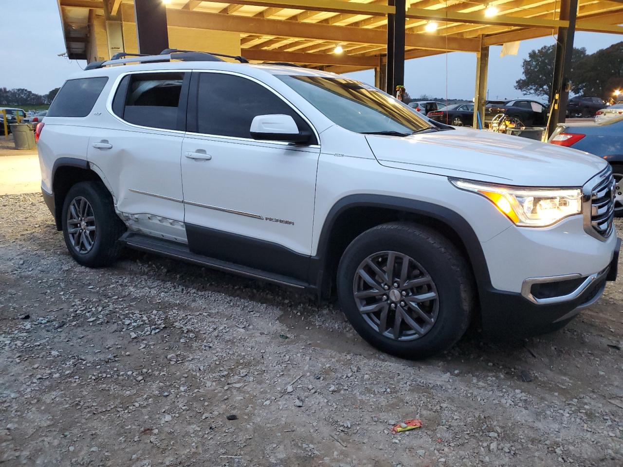2019 GMC Acadia VIN 1GKKNMLS4KZ289823 Copart auction photo, side / undercarriage damage thumbnail 4