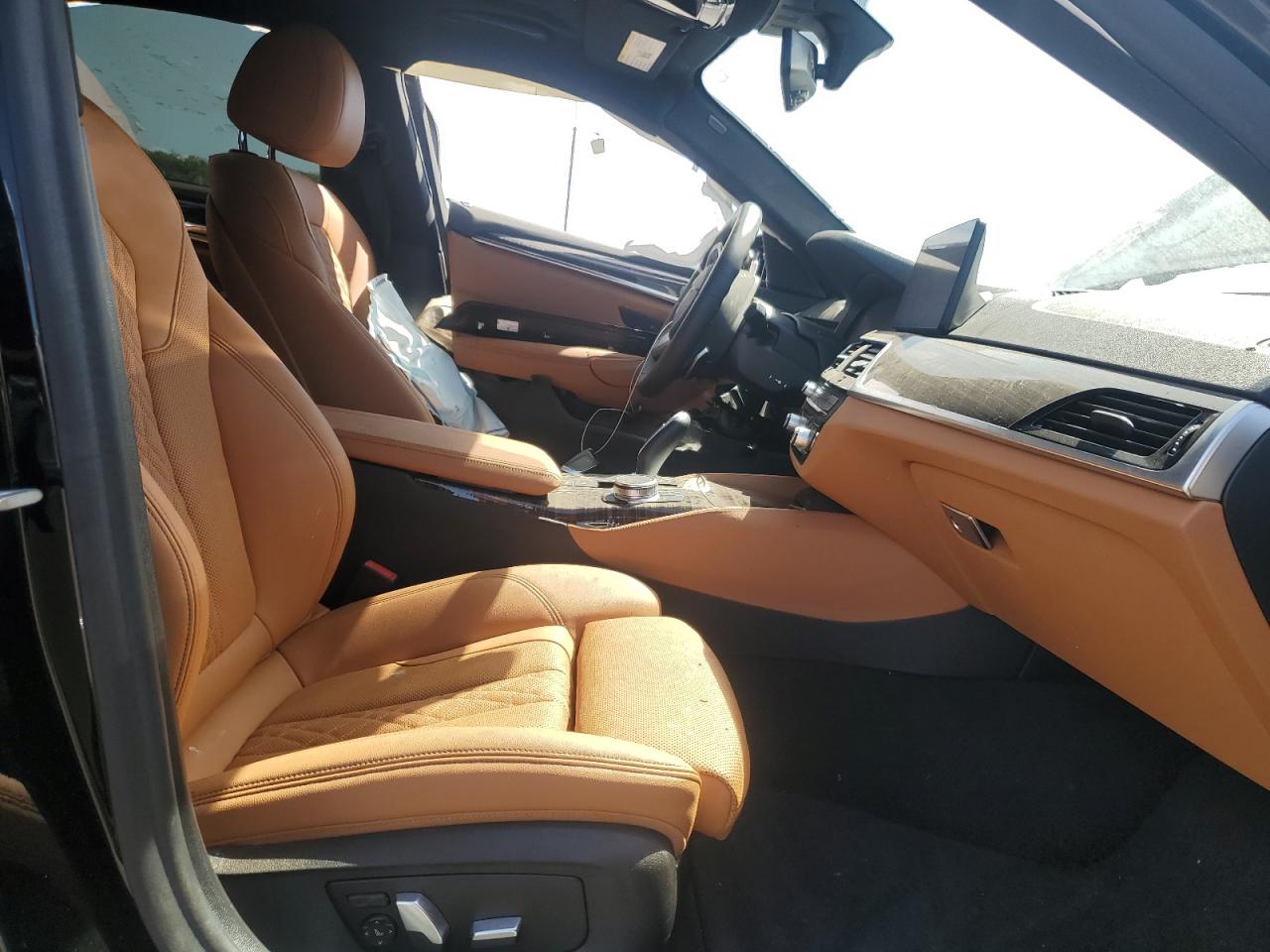 2021 BMW 5er VIN WBA53BH04MWX10189 Copart auction photo, side / front end damage thumbnail 7