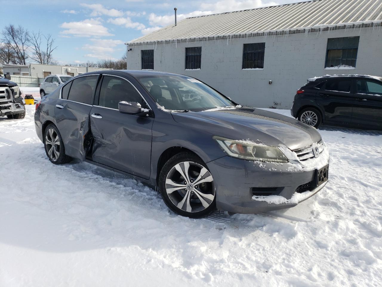 2015 Honda Accord VIN 1HGCR2F36FA157777 Copart auction photo, side damage thumbnail 4