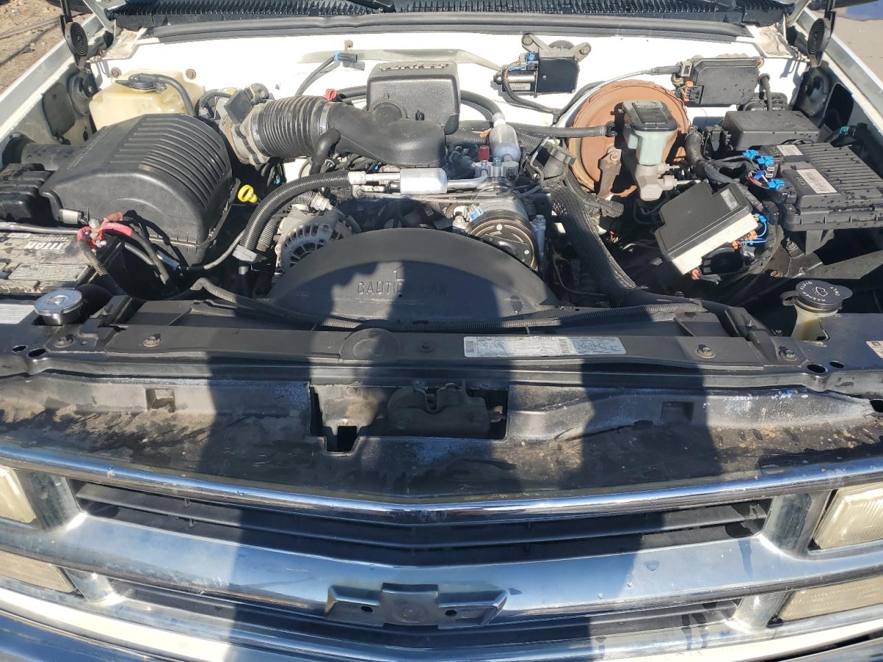 1997 Chevrolet Tahoe VIN 1GNEK13R1VJ401243 Copart auction photo, side damage thumbnail 12