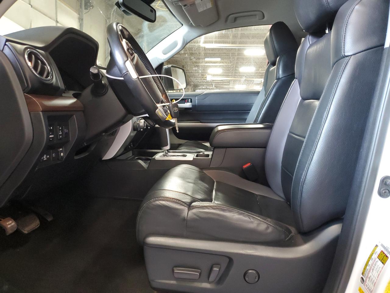 2018 Toyota Tundra VIN 5TFHW5F15JX767768 Copart auction photo, all over damage thumbnail 7