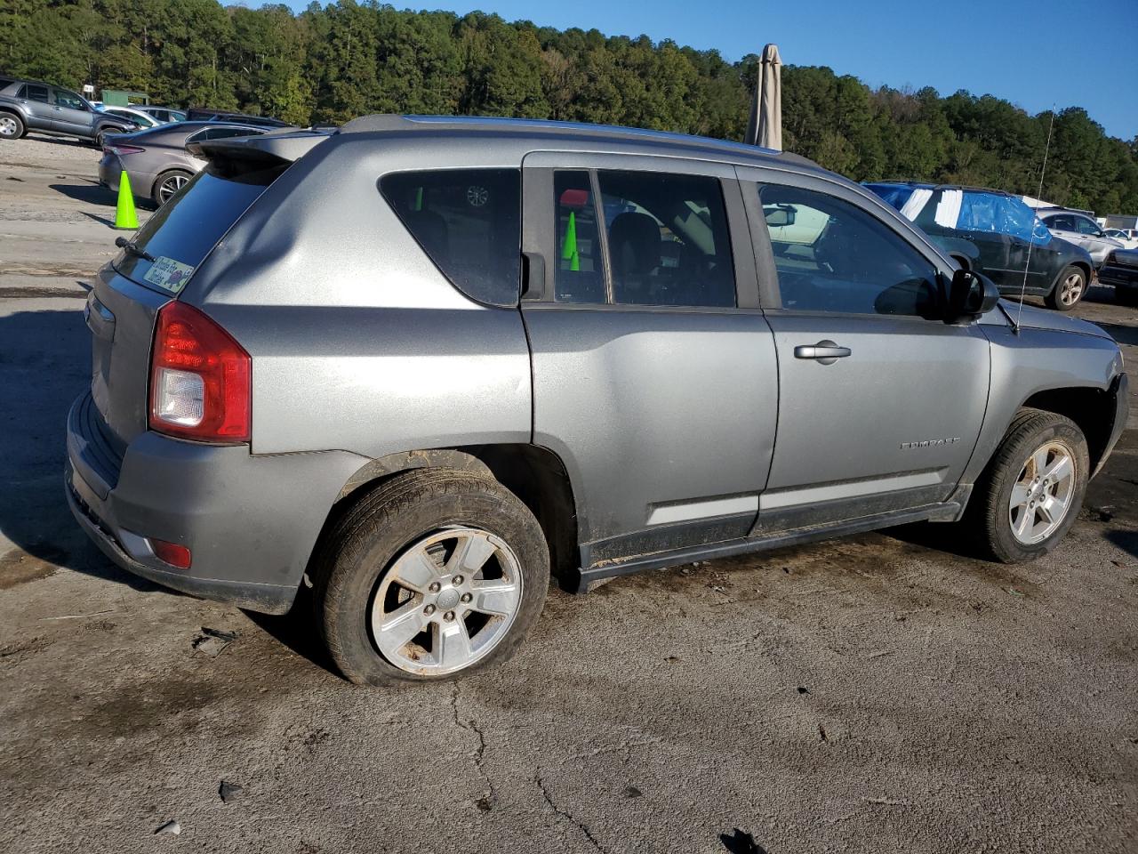 2013 Jeep Compass VIN 1C4NJCBAXDD109364 Copart auction photo, side / rear end damage thumbnail 3