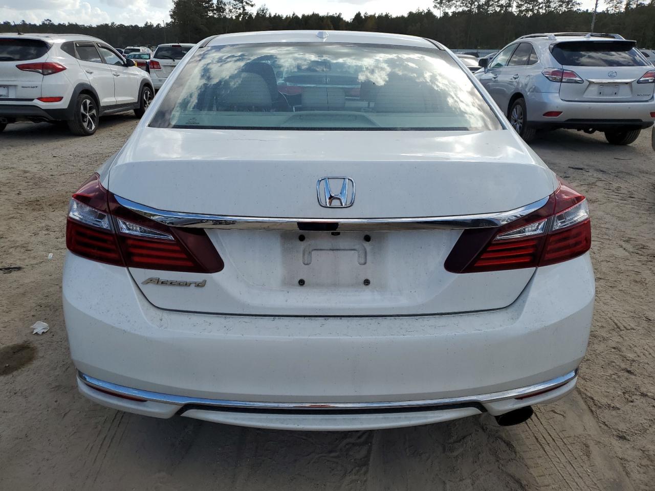 2016 Honda Accord VIN 1HGCR2F83GA076829 Copart auction photo, front end damage thumbnail 6