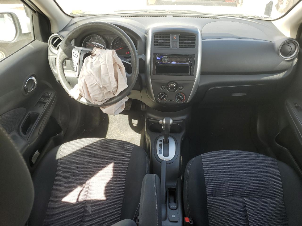 2015 Nissan Versa VIN 3N1CN7AP2FL877400 Copart auction photo, front end damage thumbnail 8