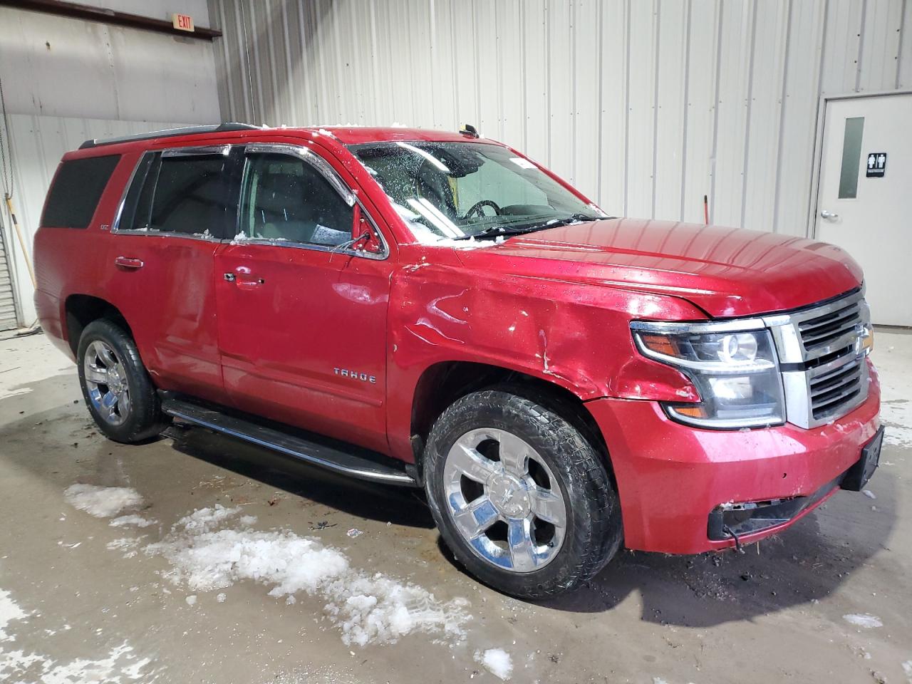 2015 Chevrolet Tahoe VIN 1GNSKCKC7FR142675 Copart auction photo, front end / side damage thumbnail 4