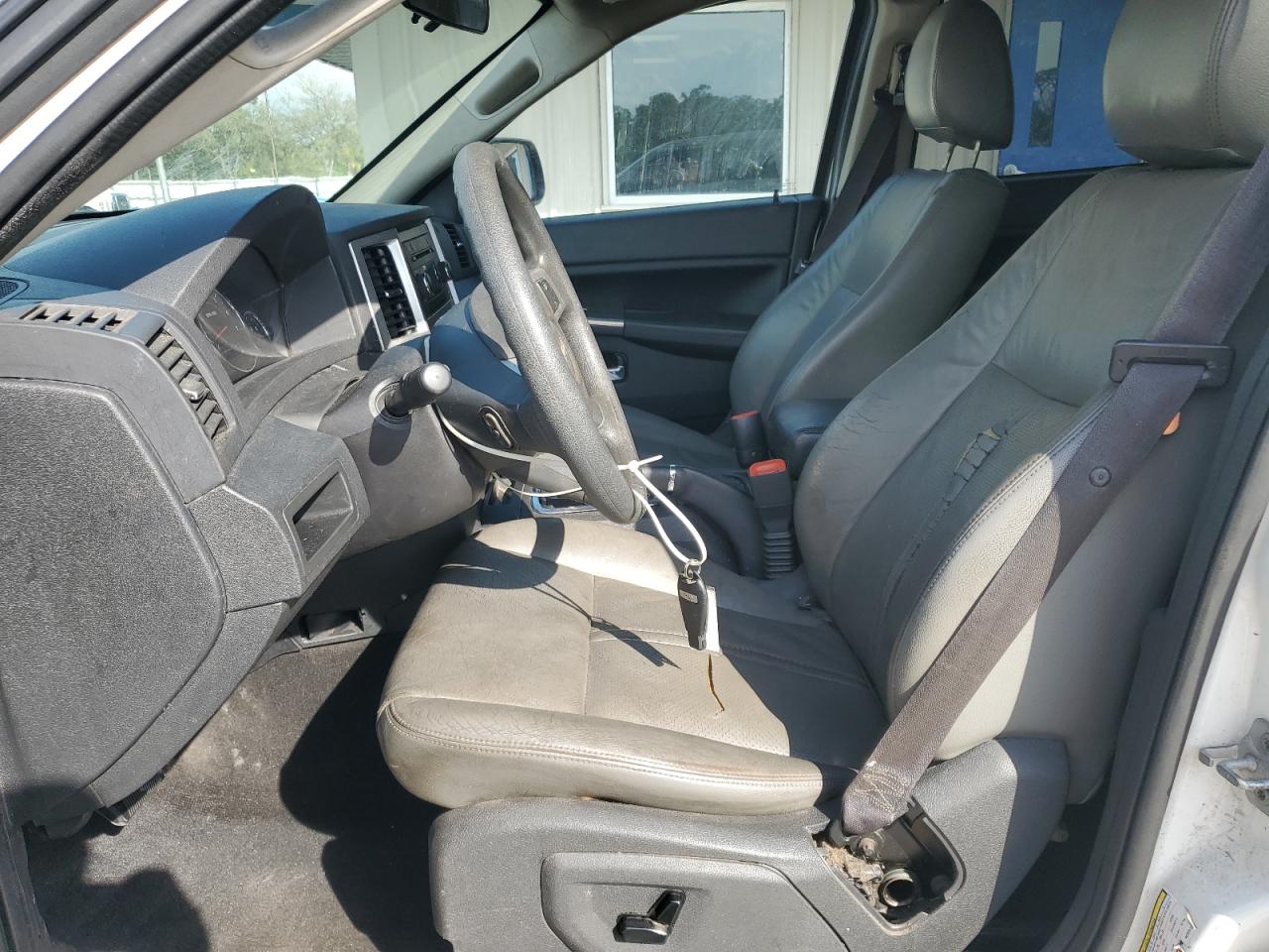 2009 Jeep Grand Cherokee VIN 1J8GS48K69C520164 Copart auction photo, rear end / minor dent/scratches damage thumbnail 7