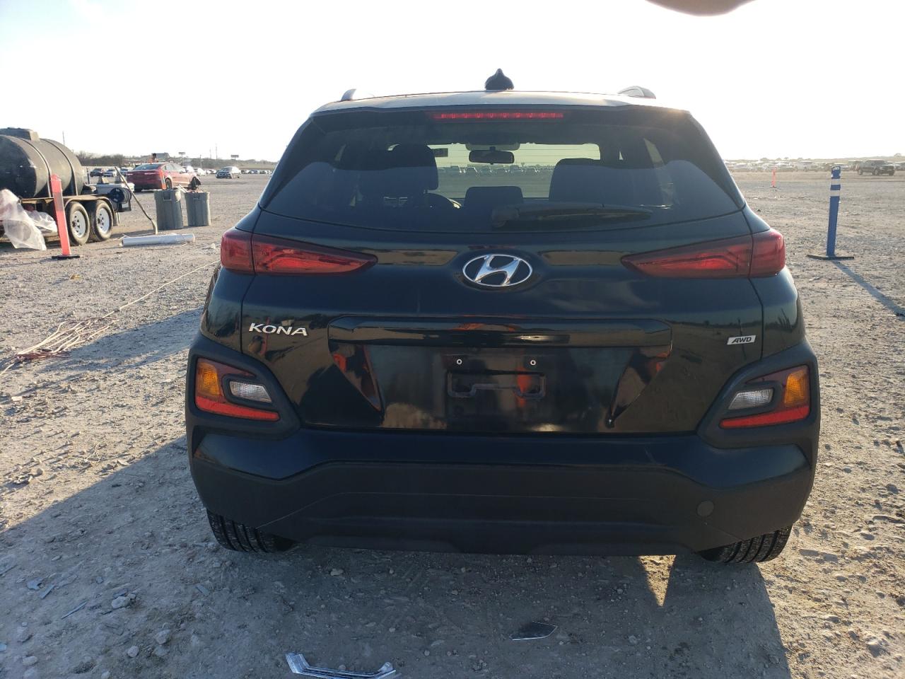 2018 Hyundai Kona VIN KM8K2CAAXJU082028 Copart auction photo, side / front end damage thumbnail 6