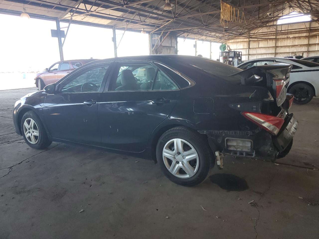 2015 Toyota Camry VIN 4T1BF1FK3FU966006 Copart auction photo, rear end damage thumbnail 2