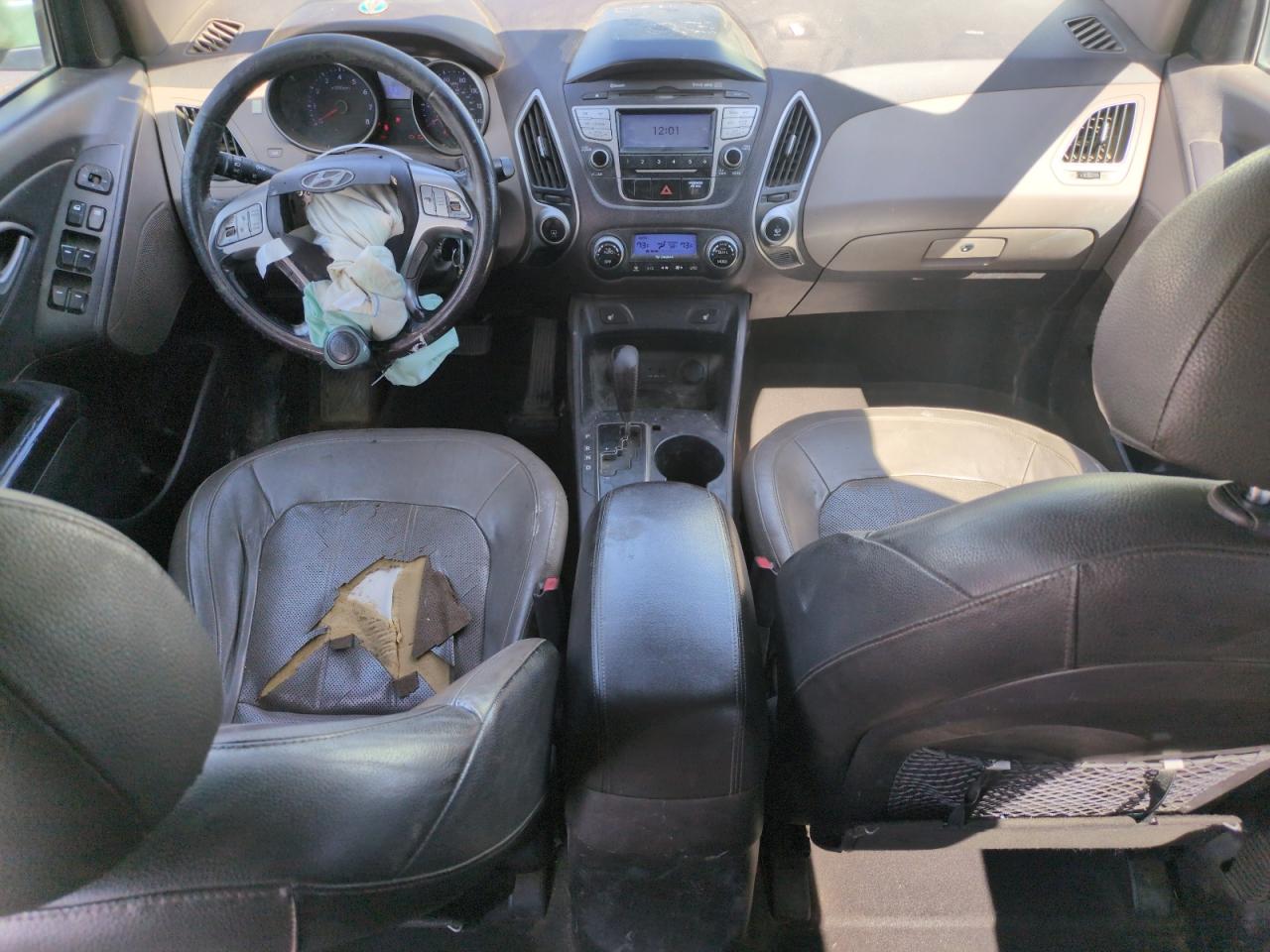 2011 Hyundai Tucson VIN KM8JU3AC3BU148766 Copart auction photo, front end / side damage thumbnail 8