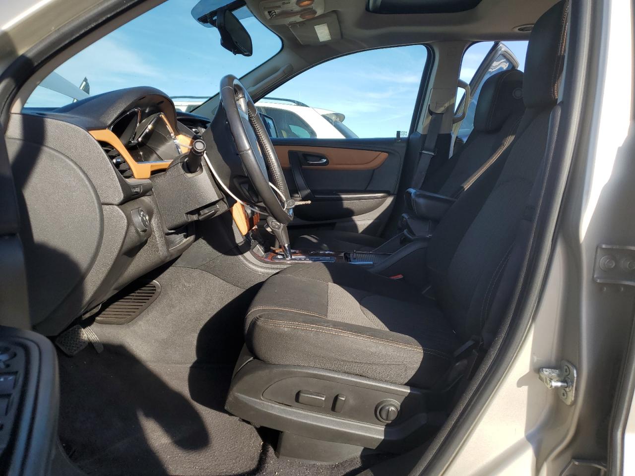 2013 Chevrolet Traverse VIN 1GNKRGKD8DJ114908 Copart auction photo, front end damage thumbnail 7