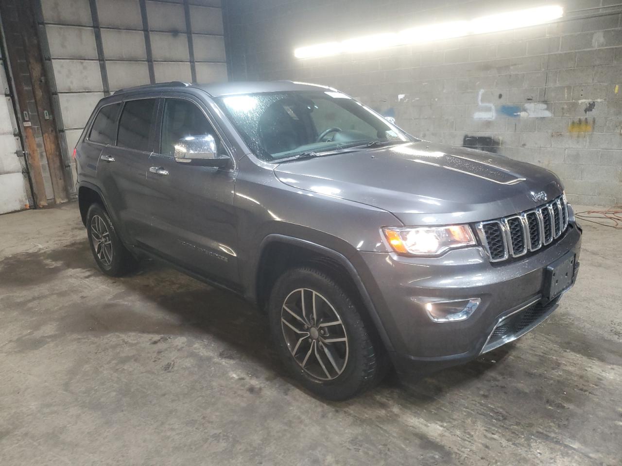 2018 Jeep Grand Cherokee VIN 1C4RJFBG4JC306314 Copart auction photo, rear end / front end damage thumbnail 4