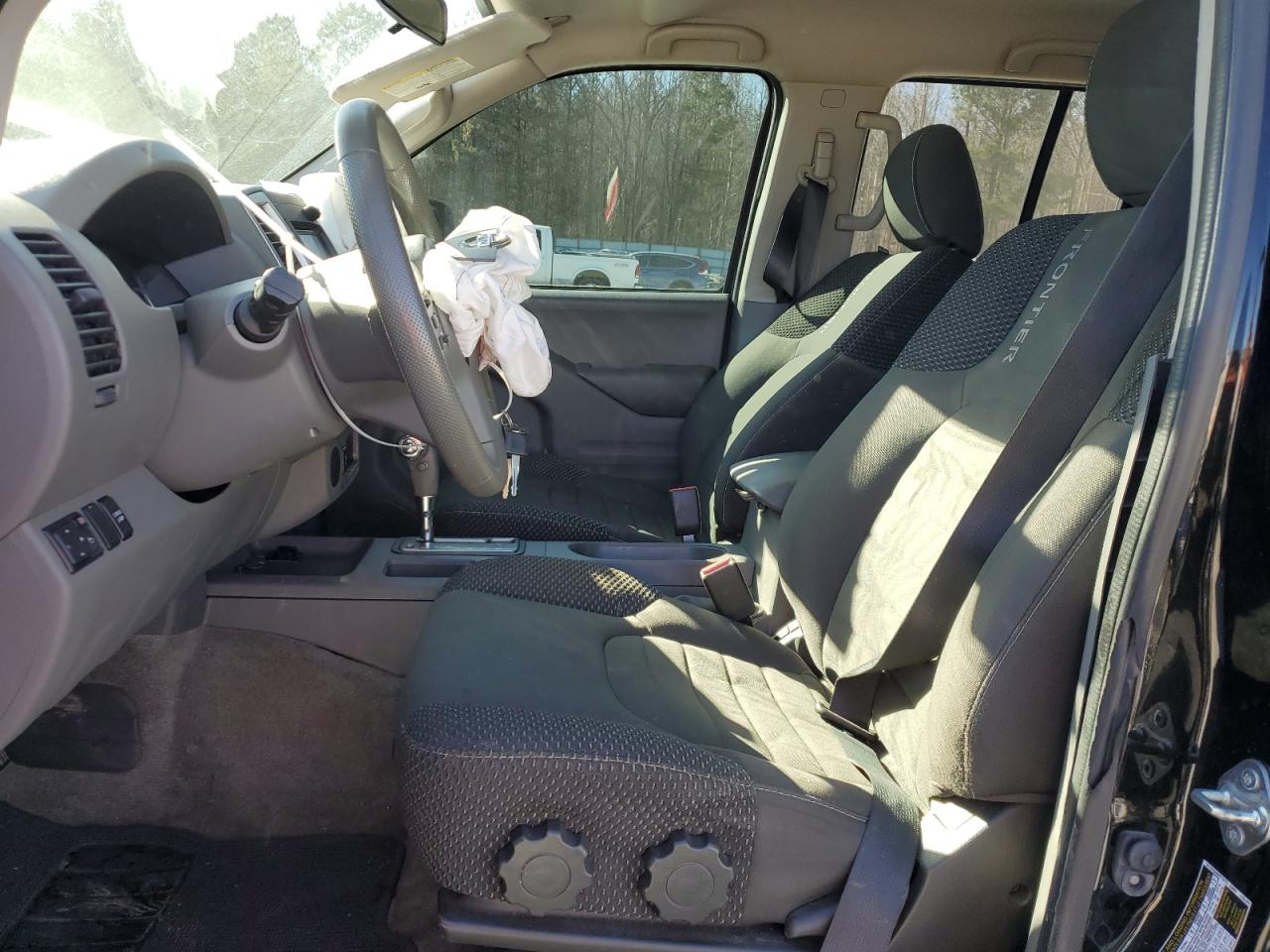 2017 Nissan Navara (Frontier) VIN 1N6AD0ER1HN775371 Copart auction photo, front end / minor dent/scratches damage thumbnail 7