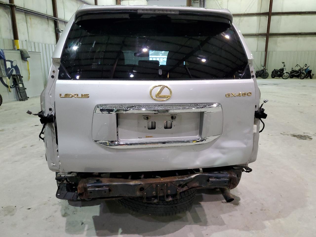 2010 Lexus GX VIN JTJBM7FX8A5010027 Copart auction photo, rear end / side damage thumbnail 6