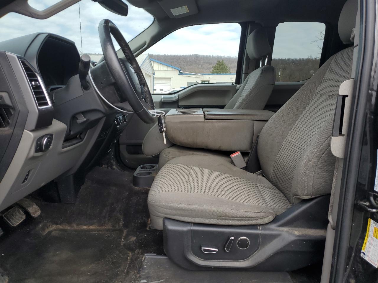 2015 Ford F-150 VIN 1FTFX1EG3FFD00185 Copart auction photo, side / minor dent/scratches damage thumbnail 7