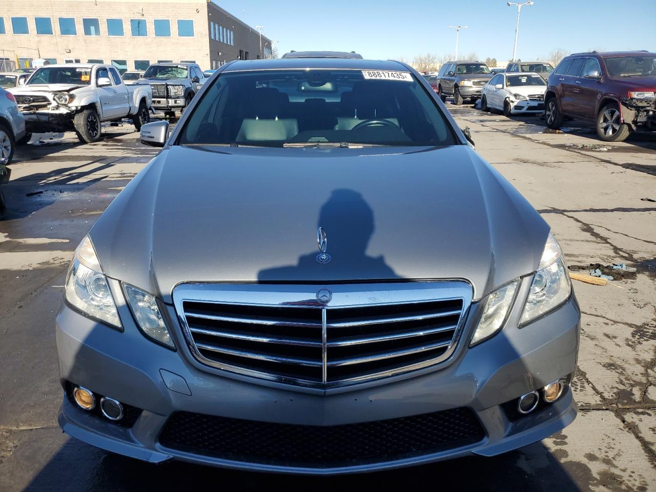 2010 Mercedes-Benz E-klasse VIN WDDHF8HB2AA208789 Copart auction photo, side / front end damage thumbnail 5