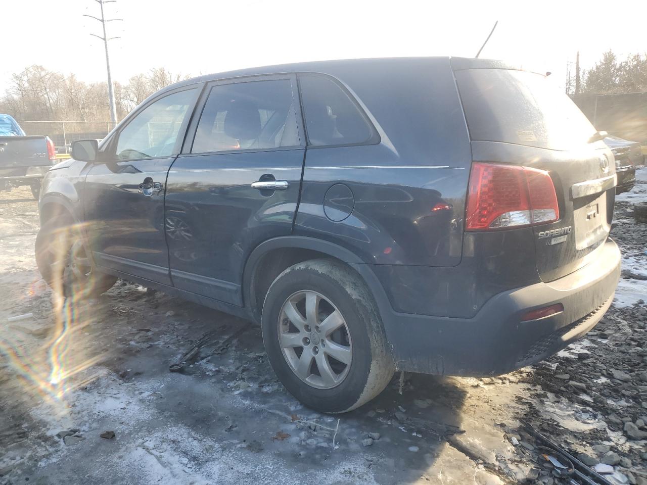 2013 KIA Sorento VIN 5XYKT3A12DG400019 Copart auction photo, vandalism damage thumbnail 2