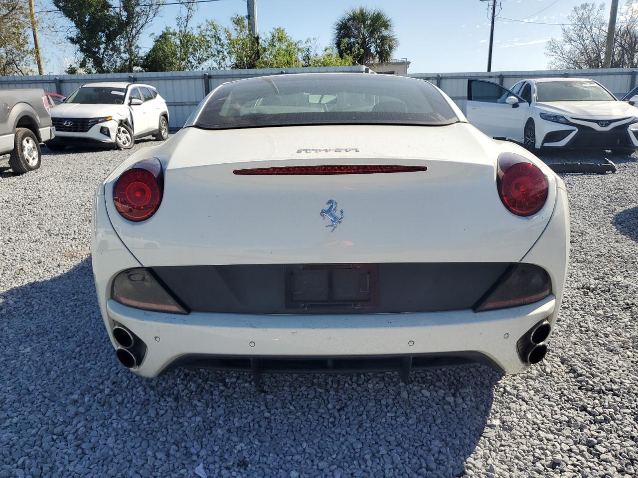 2014 Ferrari California VIN ZFF65TJA1E0196883 Copart auction photo, water/flood damage thumbnail 6
