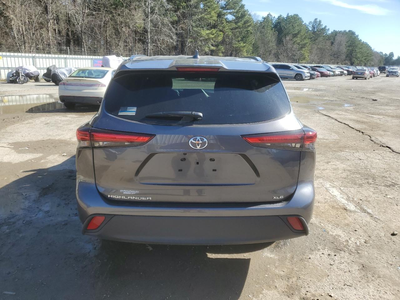 2021 Toyota Highlander VIN 5TDGZRAH9MS535344 Copart auction photo, side / minor dent/scratches damage thumbnail 6