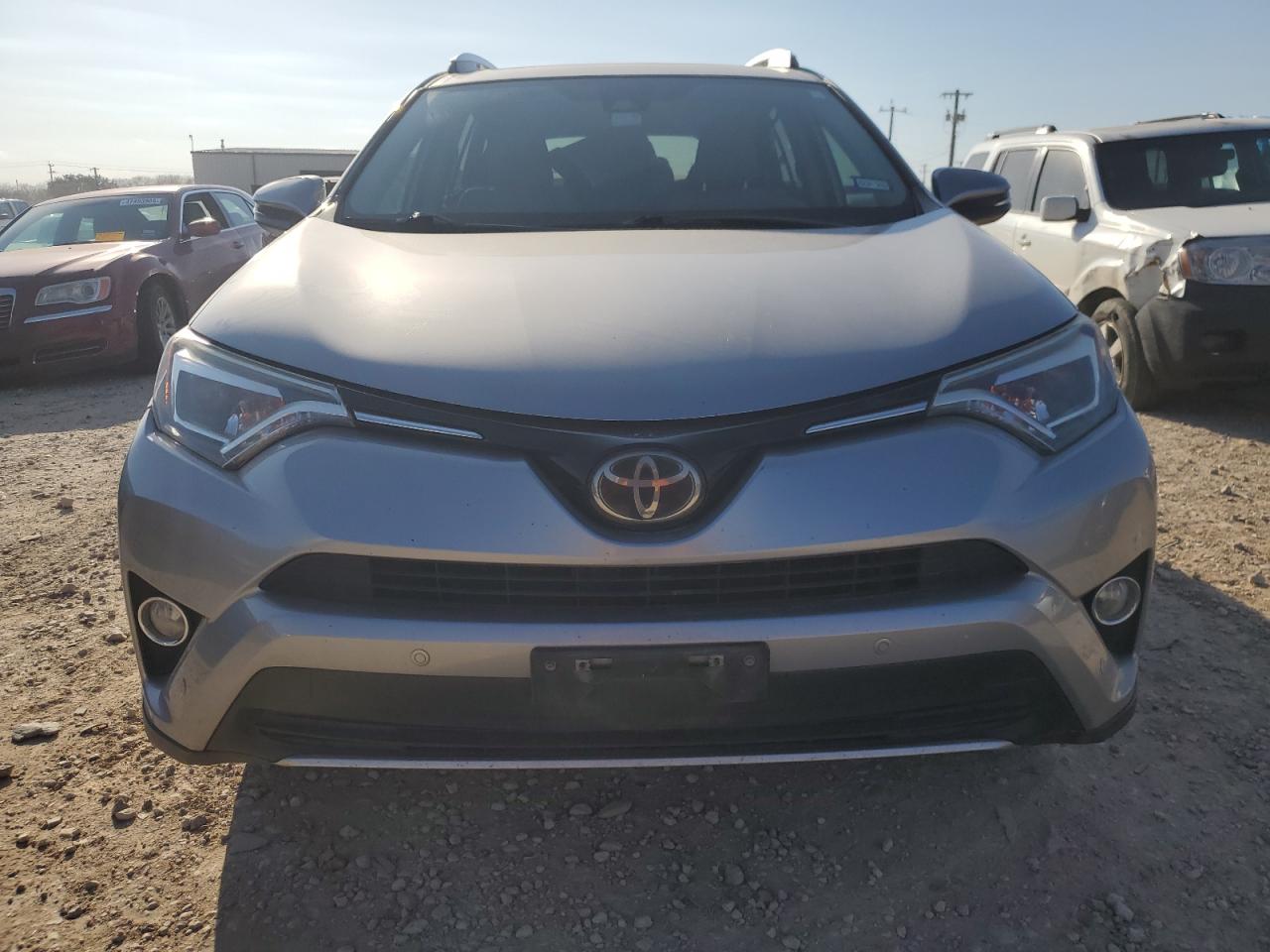 2016 Toyota RAV 4 VIN 2T3YFREV1GW269611 Copart auction photo, rear end / minor dent/scratches damage thumbnail 5