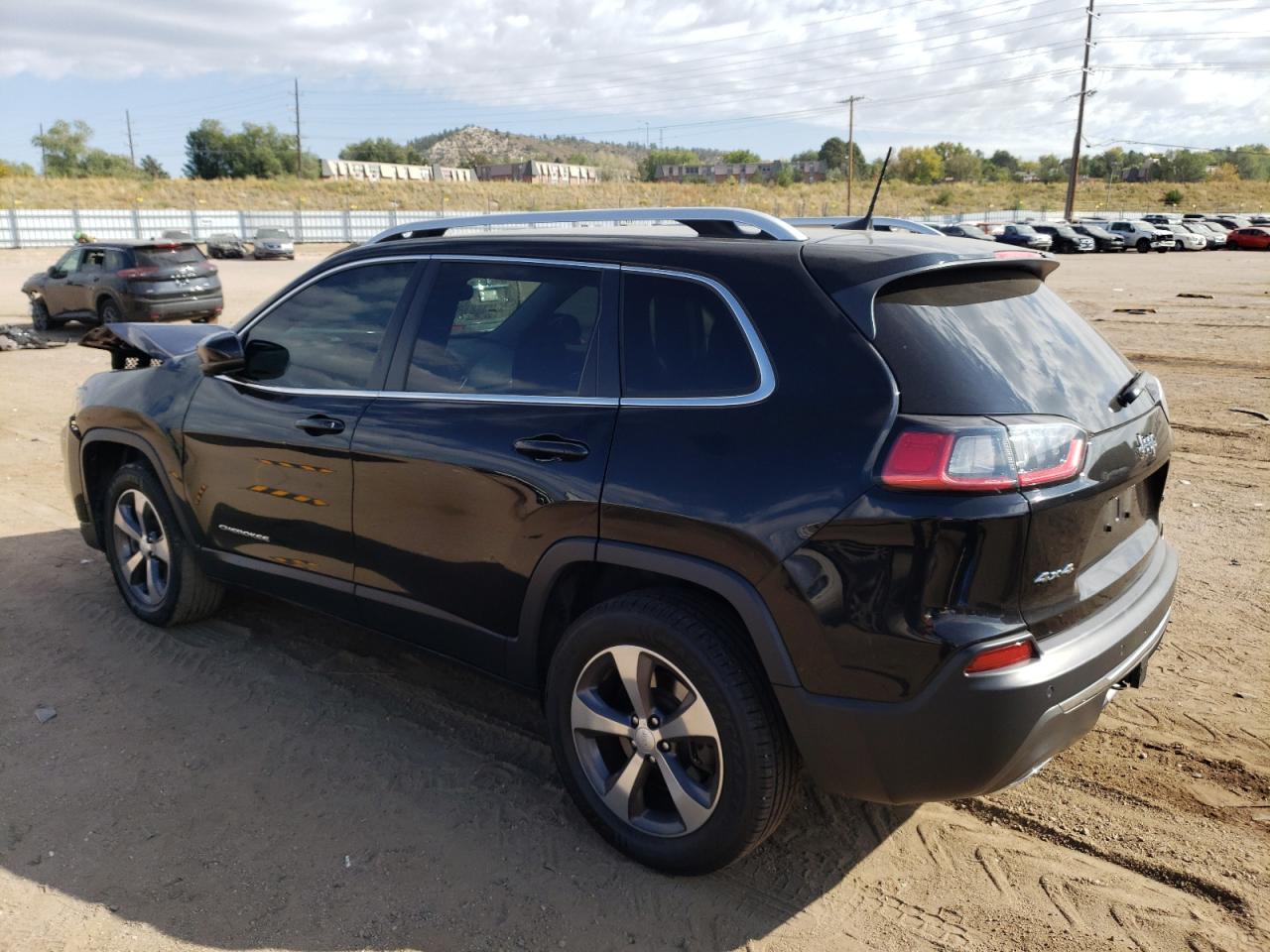 2019 Jeep Grand Cherokee VIN 1C4PJMDX2KD489104 Copart auction photo, front end damage thumbnail 2