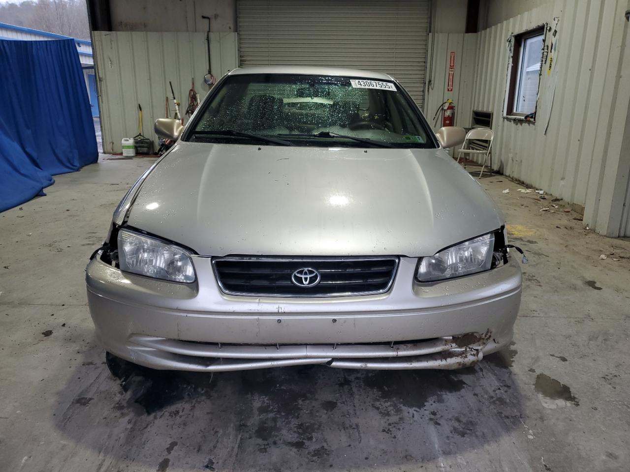 2000 Toyota Camry VIN 4T1BF22K9YU944560 Copart auction photo, rear end / front end damage thumbnail 5