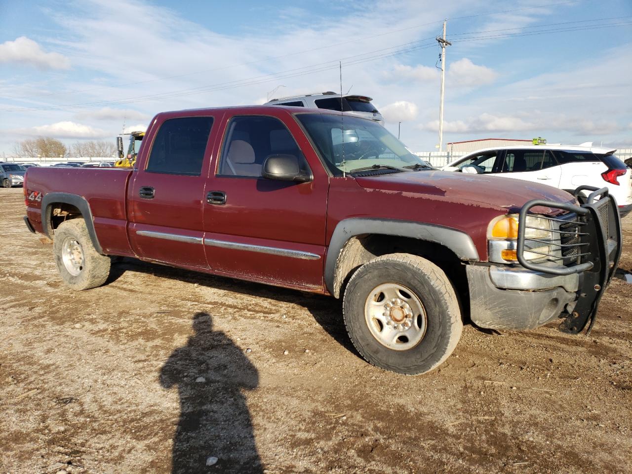 2003 GMC Sierra VIN 1GTGK13U83F169598 Copart auction photo, hail / rear end damage thumbnail 4