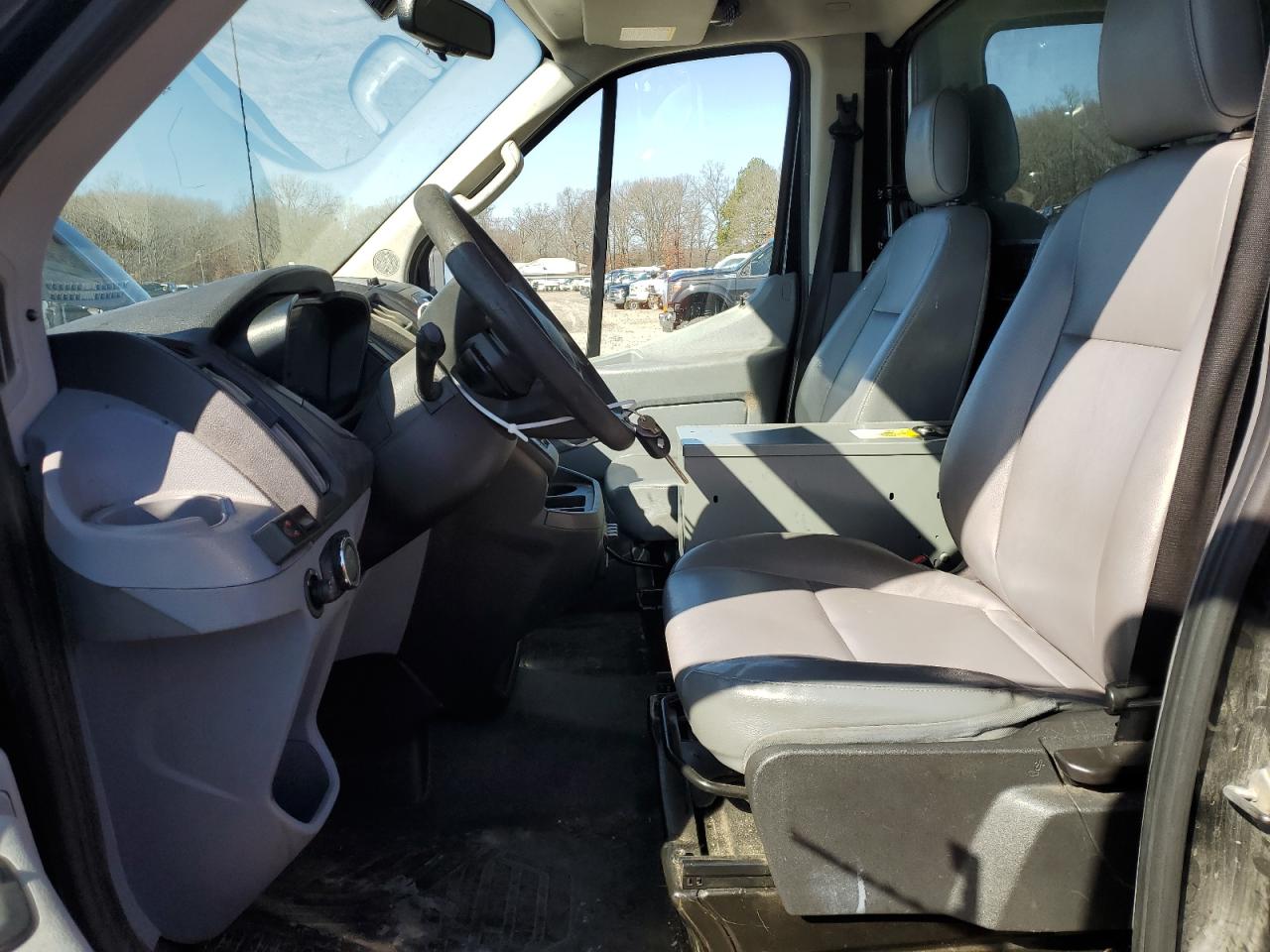 2017 Ford Transit VIN 1FDBF9ZM7HKB57747 Copart auction photo, minor dent/scratches damage thumbnail 7