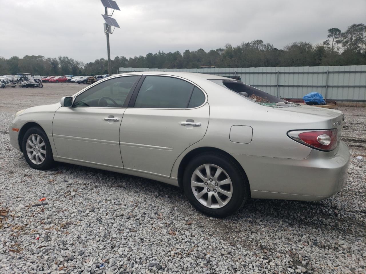 2004 Lexus ES VIN JTHBA30G945018203 Copart auction photo, rear end / front end damage thumbnail 2