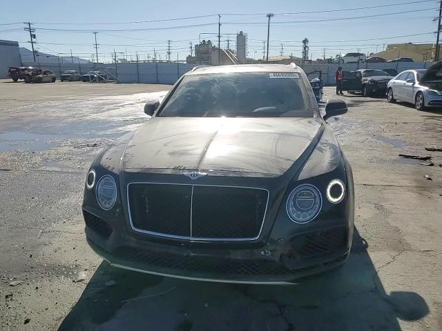 2019 Bentley Bentayga VIN SJAAM2ZV0KC024580 Copart auction photo, rear end damage thumbnail 12