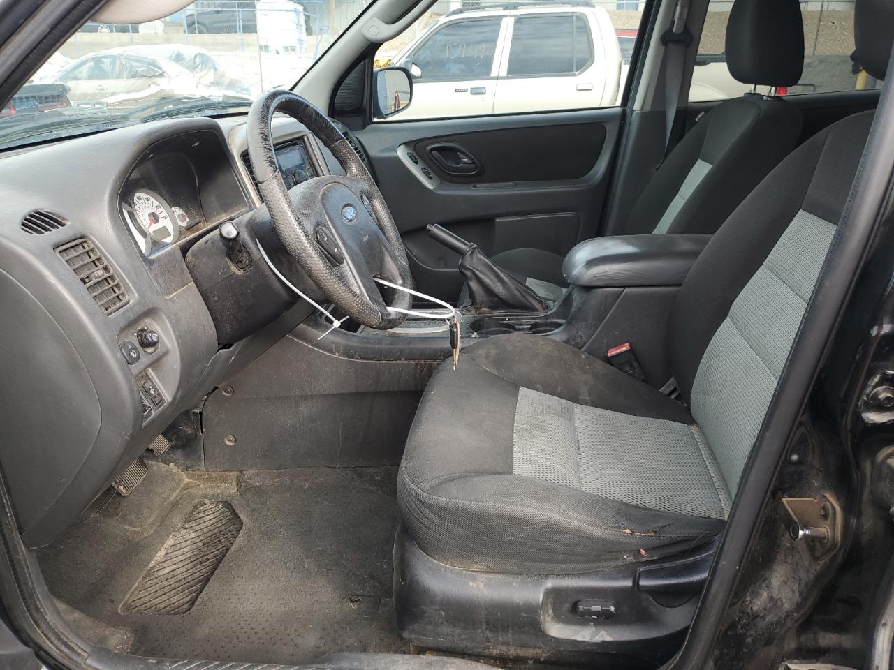 2007 Ford Escape VIN 1FMCU93187KB37806 Copart auction photo, front end damage thumbnail 7