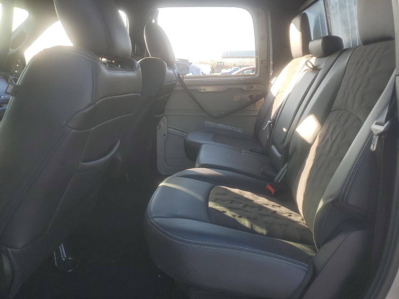 2017 RAM 1500 VIN 1C6RR7YT2HS620019 Copart auction photo, front end damage thumbnail 11