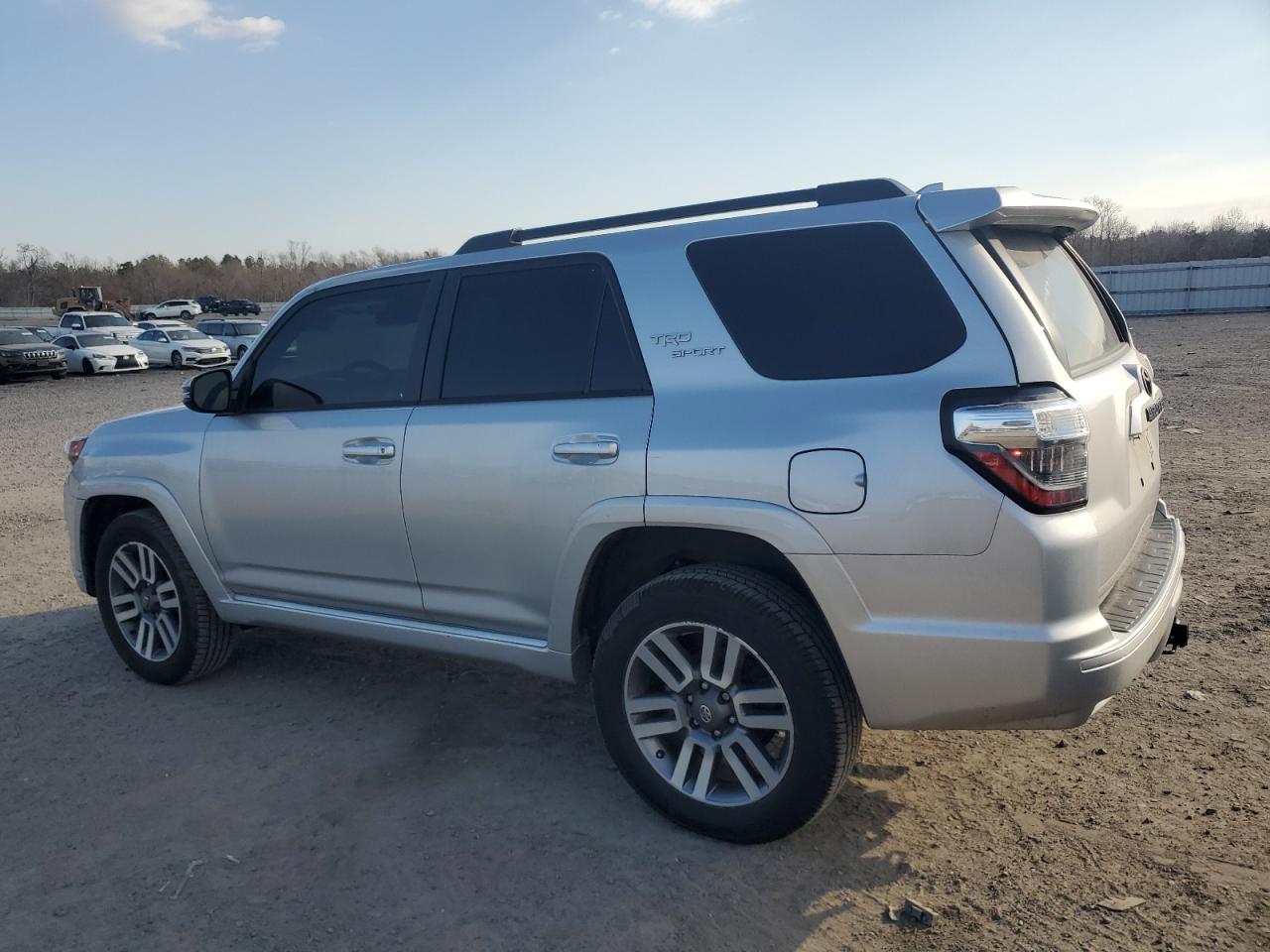 2022 Toyota 4Runner VIN JTESU5JR6N6026609 Copart auction photo, rear end / minor dent/scratches damage thumbnail 2