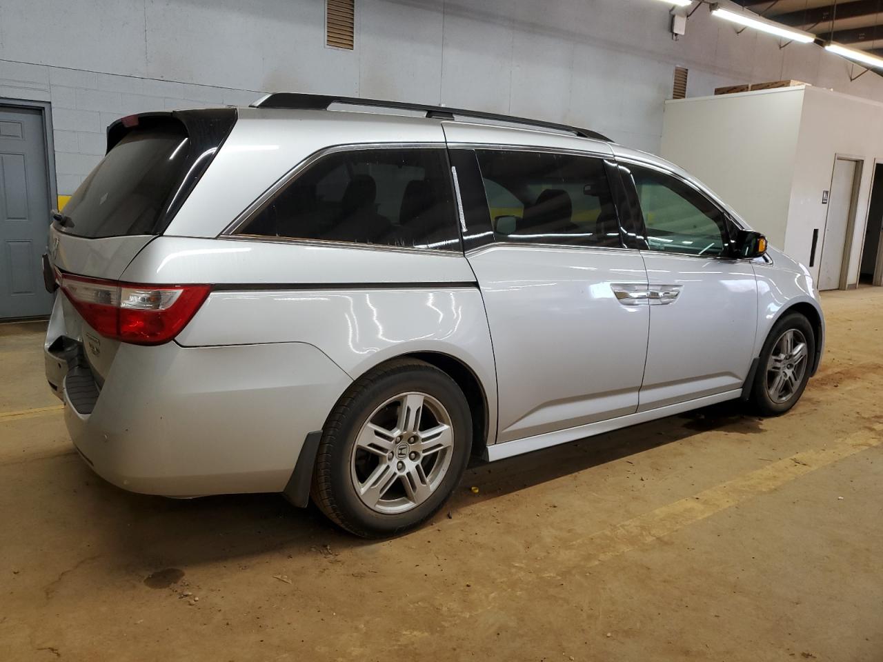 2012 Honda Odyssey VIN 5FNRL5H96CB099508 Copart auction photo, rear end damage thumbnail 3