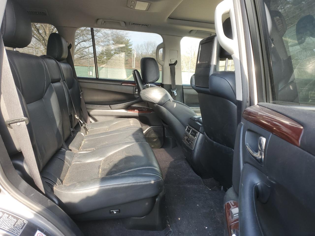 2014 Lexus LX VIN JTJHY7AX8E4141833 Copart auction photo, front end / minor dent/scratches damage thumbnail 11