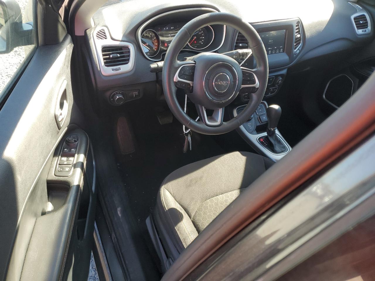 2021 Jeep Compass VIN 3C4NJDAB6MT572127 Copart auction photo, mechanical / minor dent/scratches damage thumbnail 8