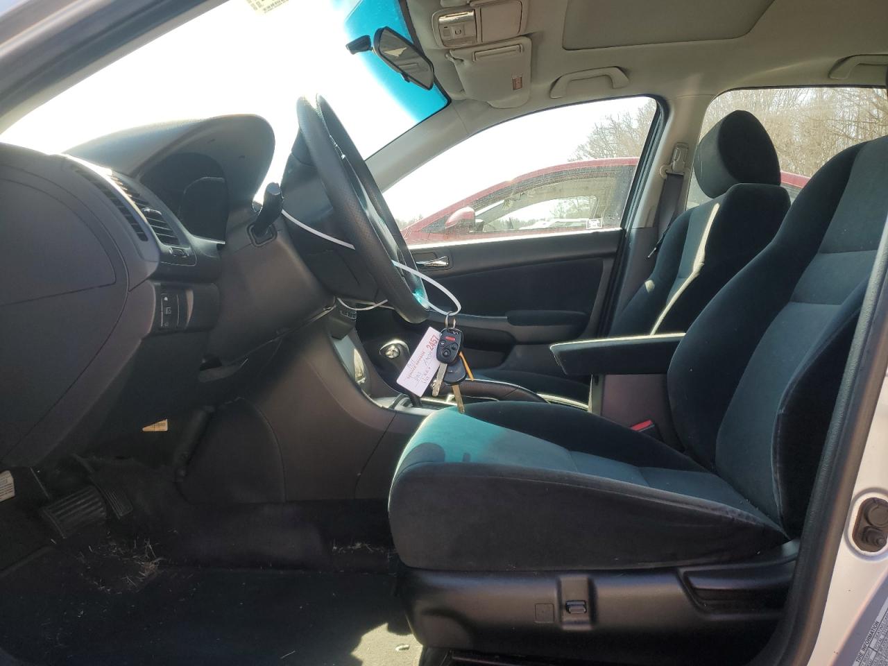 2003 Honda Accord VIN 1HGCM56683A120218 Copart auction photo, front end / minor dent/scratches damage thumbnail 7