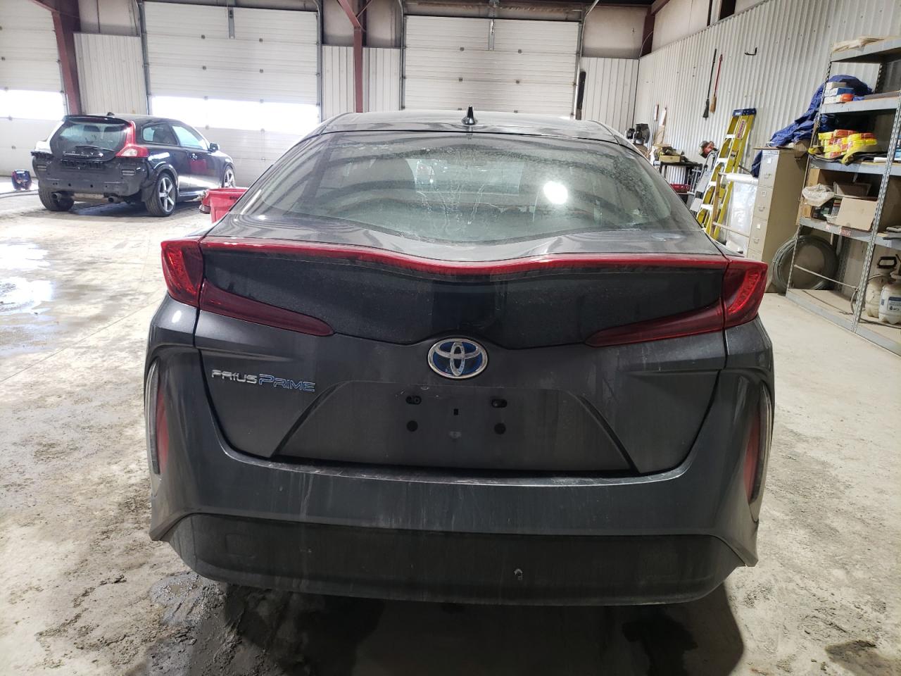 2018 Toyota Prius VIN JTDKARFP6J3099776 Copart auction photo, front end / side damage thumbnail 6