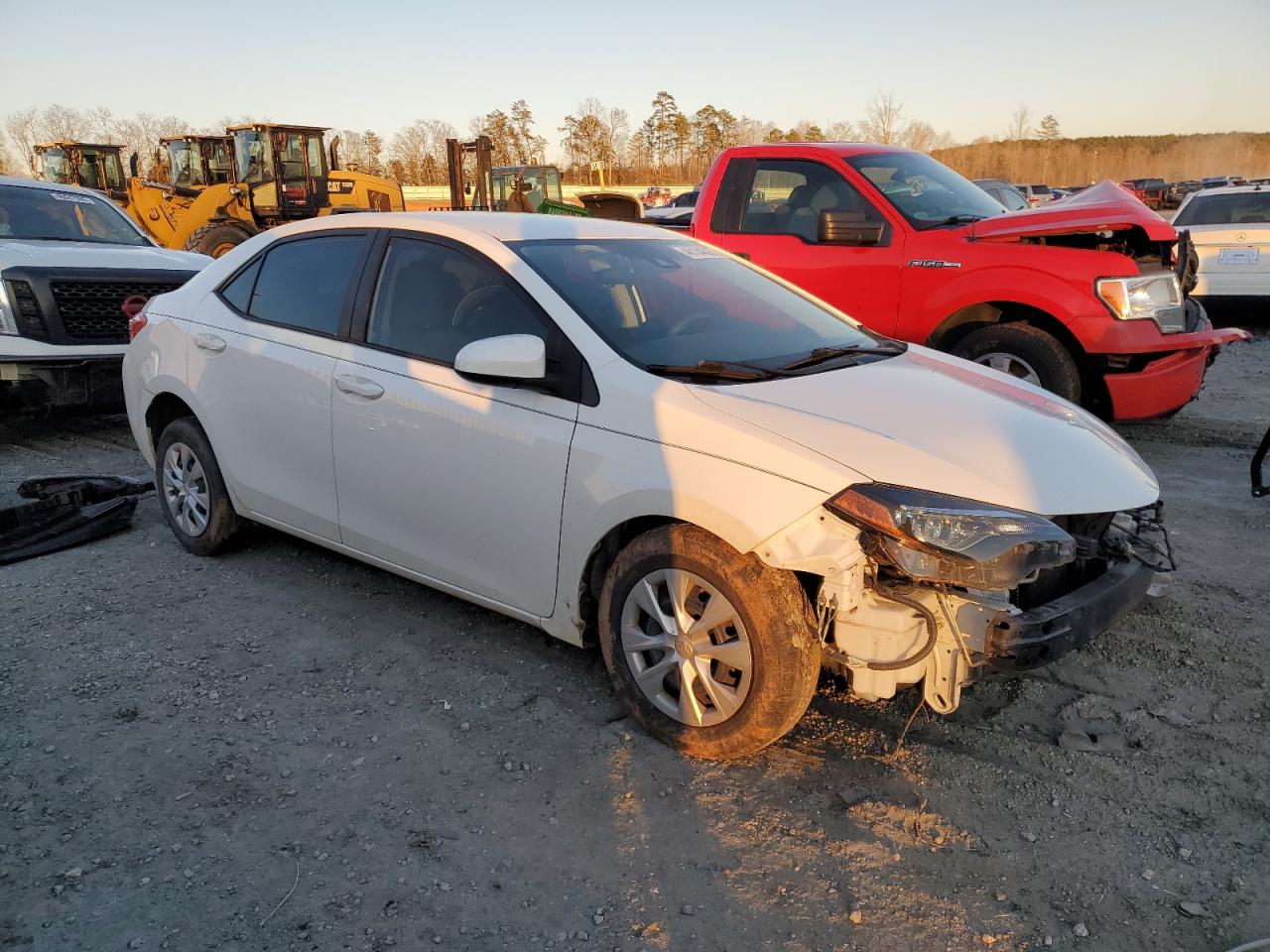 2017 Toyota Corolla VIN 2T1BURHE0HC803961 Copart auction photo, front end / side damage thumbnail 4