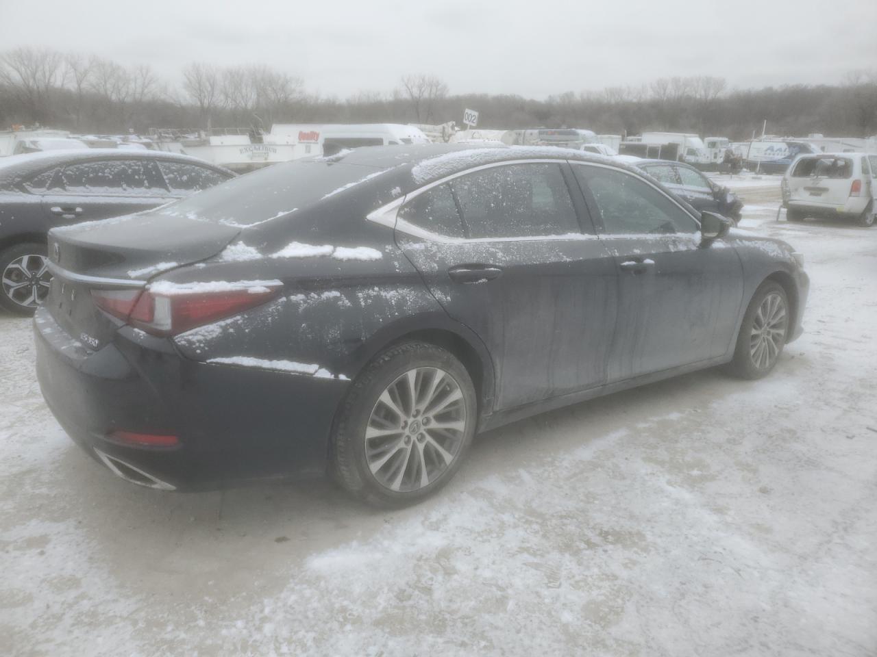 2019 Lexus ES VIN 58ABZ1B11KU049685 Copart auction photo, side / rear end damage thumbnail 3