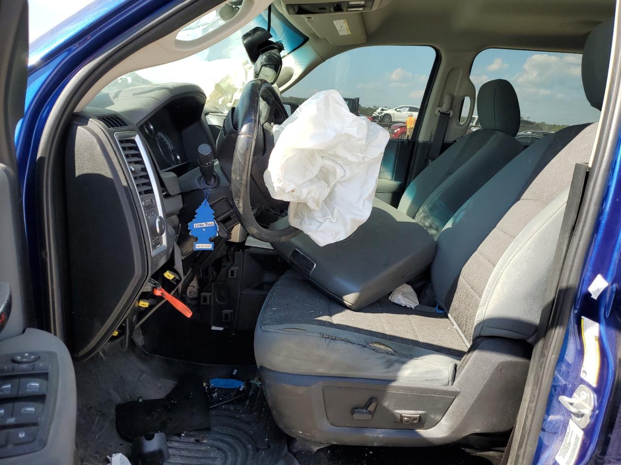 2016 RAM 1500 VIN 3C6RR6LT0GG343300 Copart auction photo, front end damage thumbnail 7