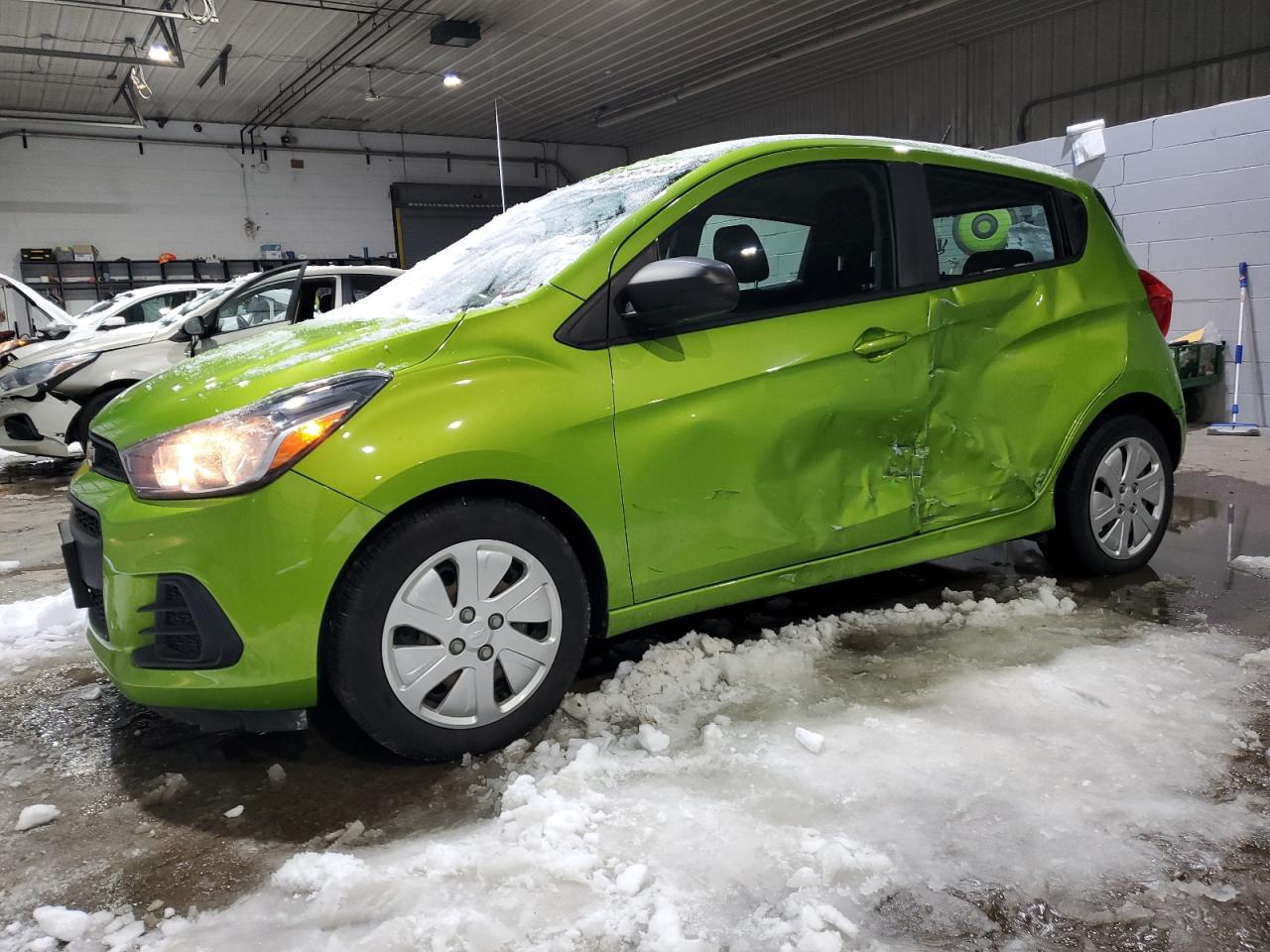 2016 Chevrolet Spark VIN KL8CB6SA7GC576279 - Copart auction photo