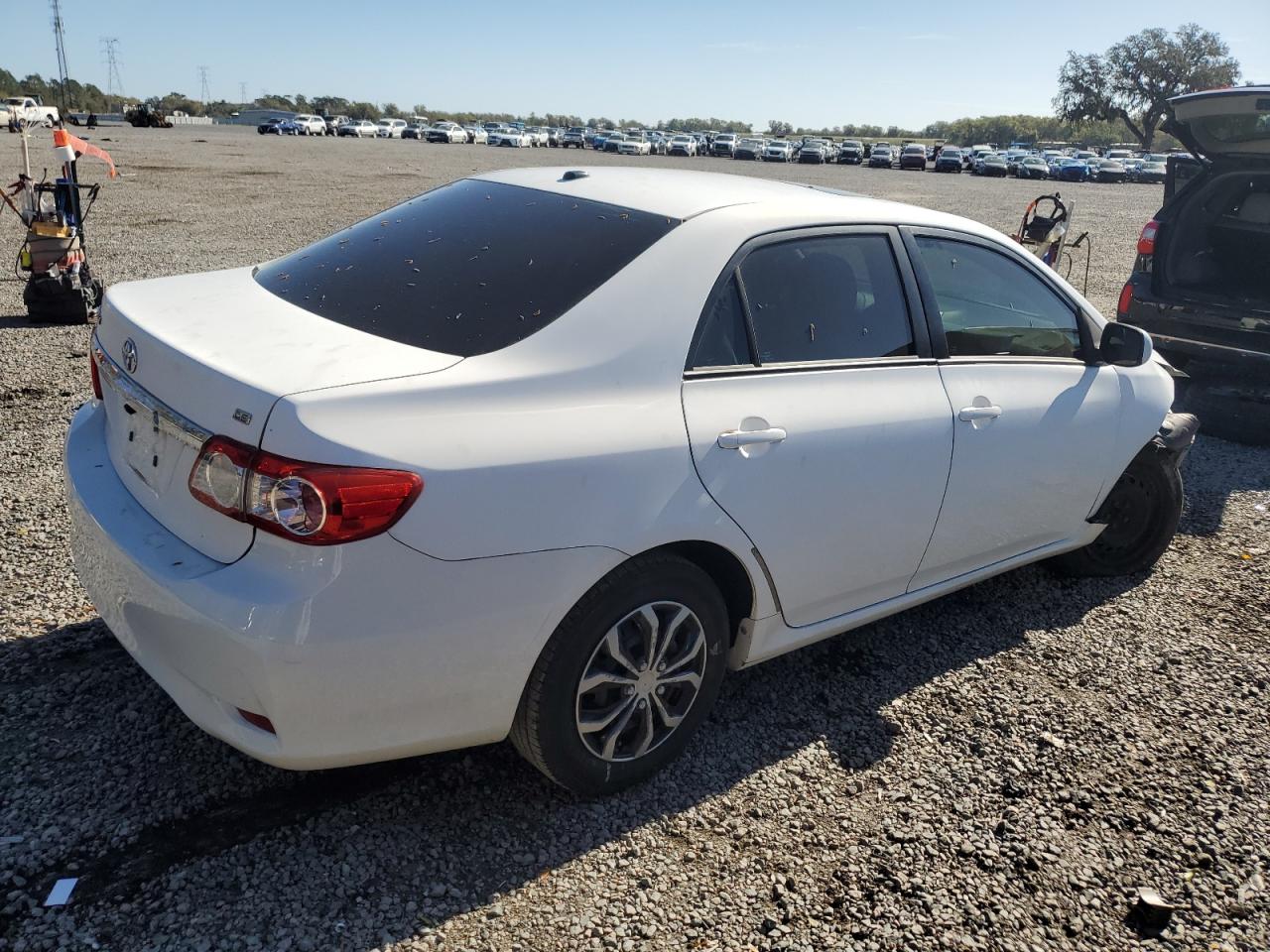 2011 Toyota Corolla VIN 2T1BU4EE2BC647811 Copart auction photo, front end / side damage thumbnail 3