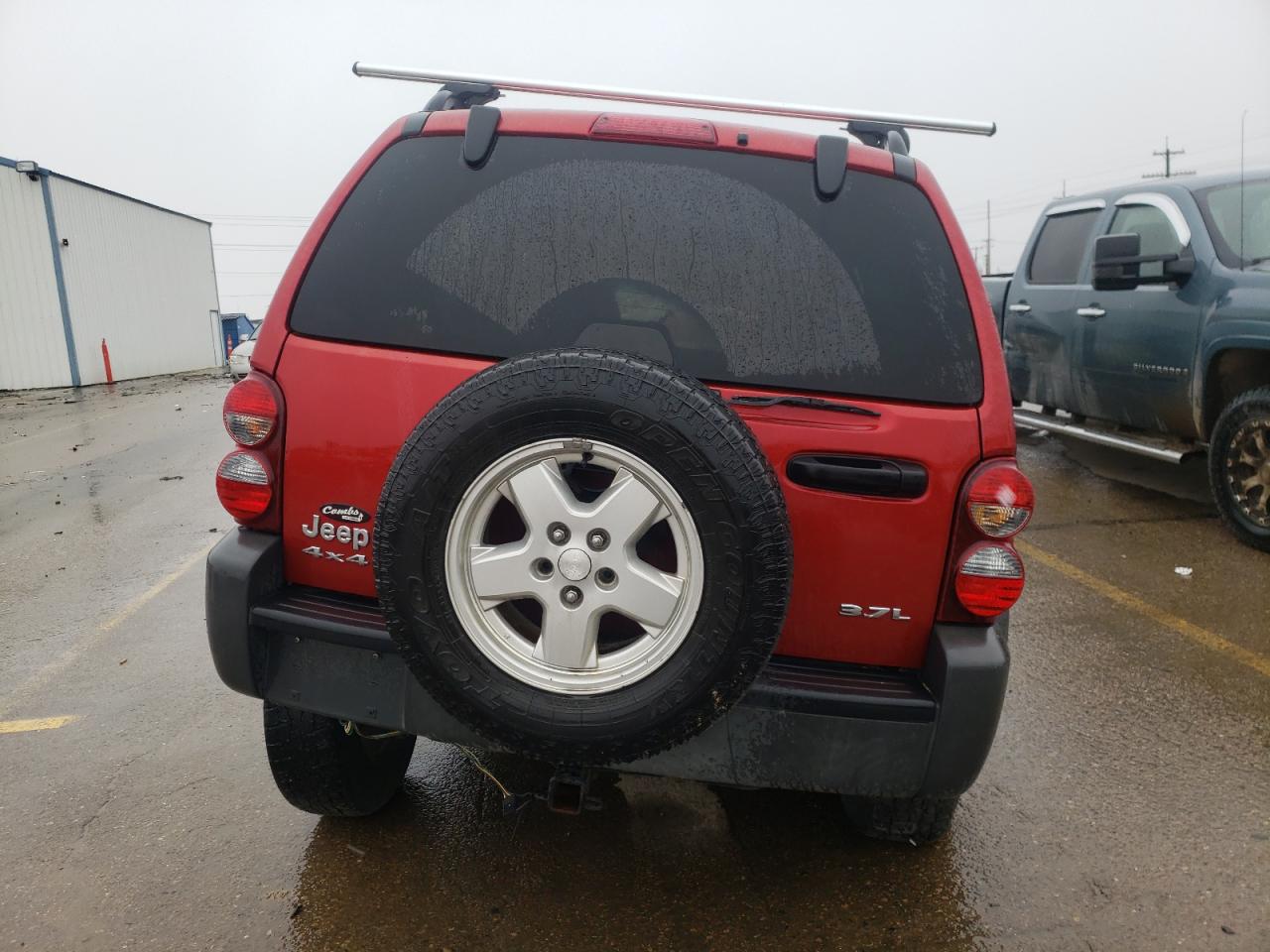2006 Jeep Liberty (North America) VIN 1J4GL48K96W252574 Copart auction photo, side / front end damage thumbnail 6