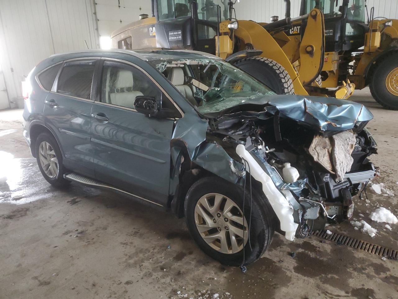 2015 Honda CR-V VIN 5J6RM4H71FL050038 Copart auction photo, front end / top/roof damage thumbnail 4