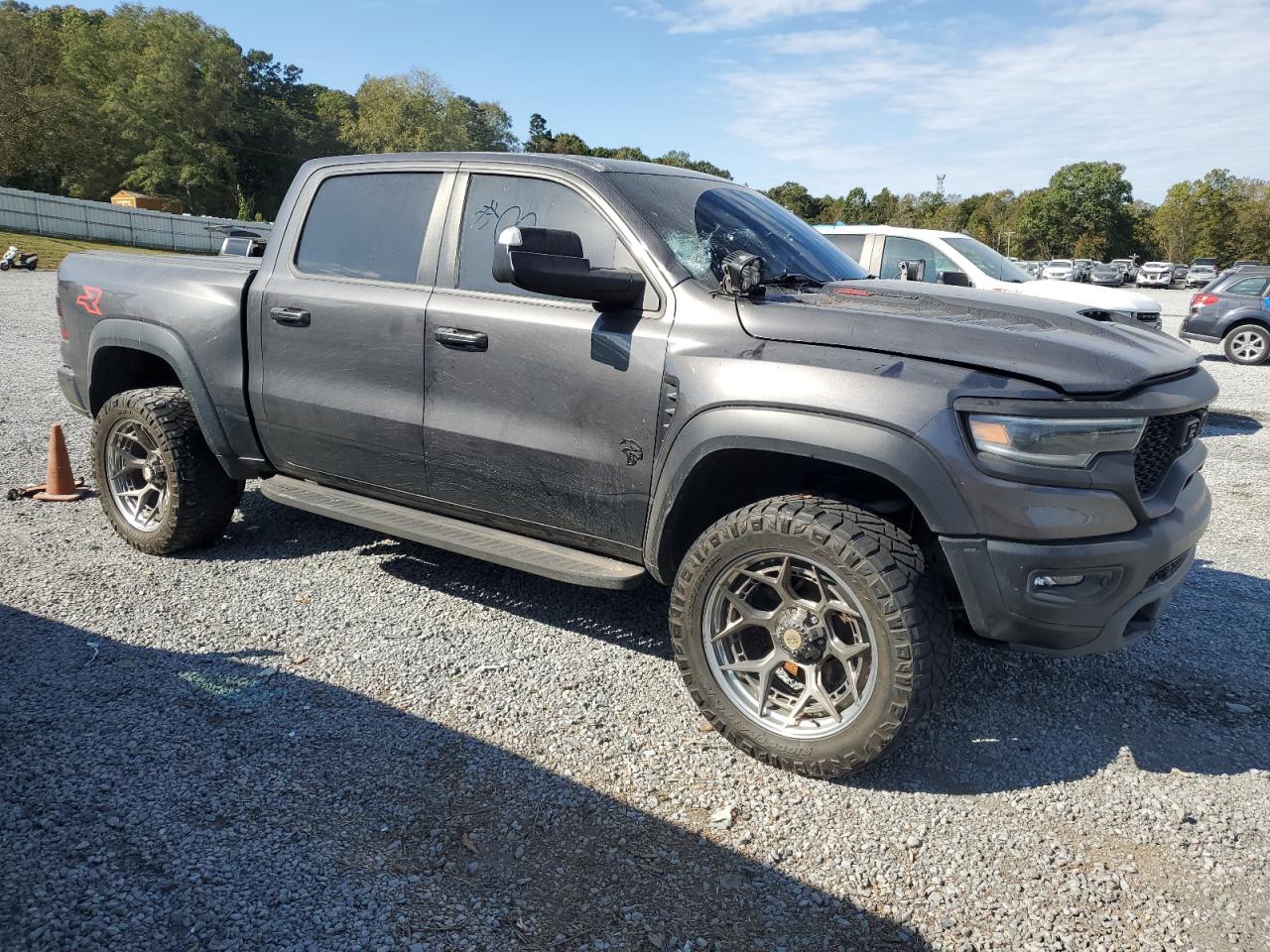 2021 RAM 1500 VIN 1C6SRFU96MN800618 Copart auction photo, top/roof / water/flood damage thumbnail 4