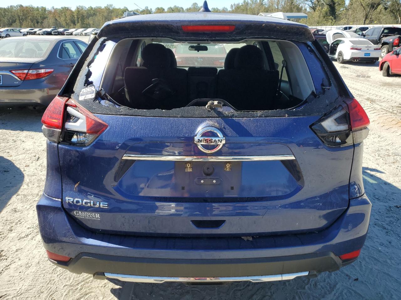 2017 Nissan Rogue VIN 5N1AT2MT6HC841399 Copart auction photo, water/flood damage thumbnail 6