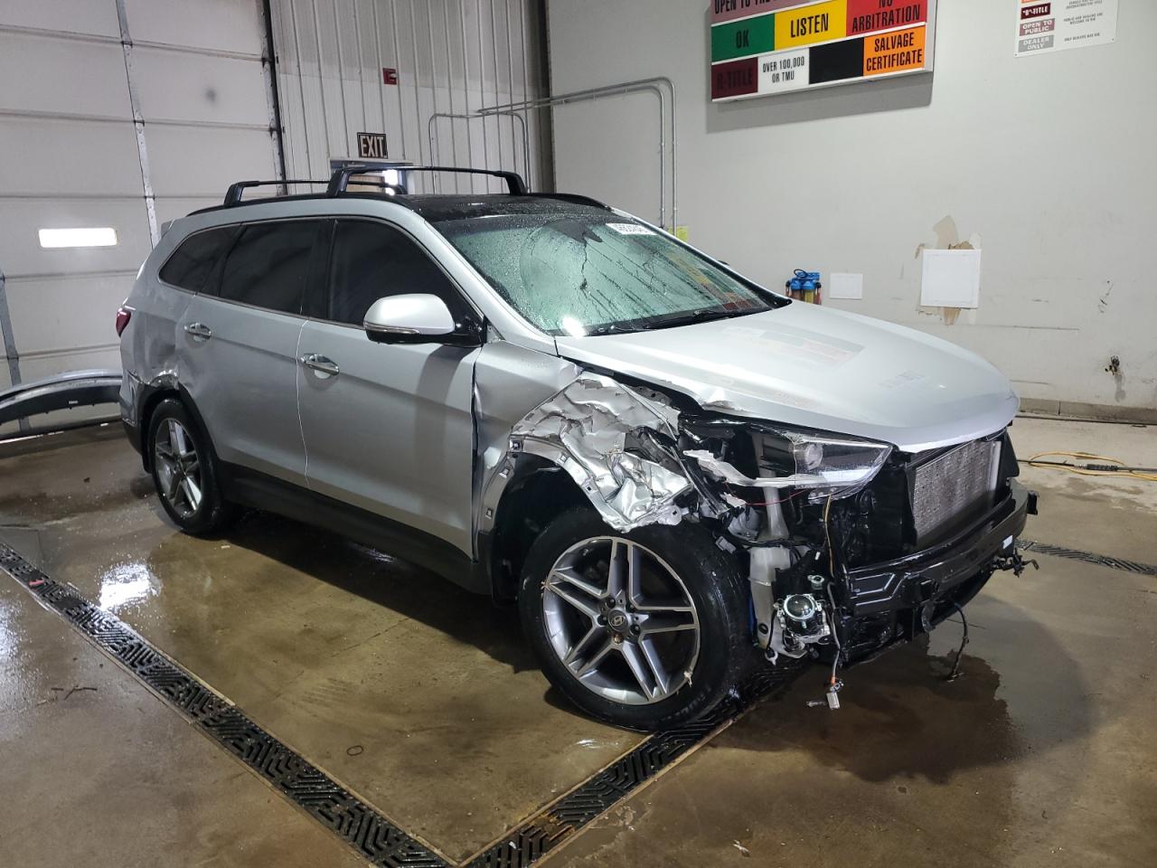 2018 Hyundai Santa Fe VIN KM8SRDHF6JU271715 Copart auction photo, front end / side damage thumbnail 4