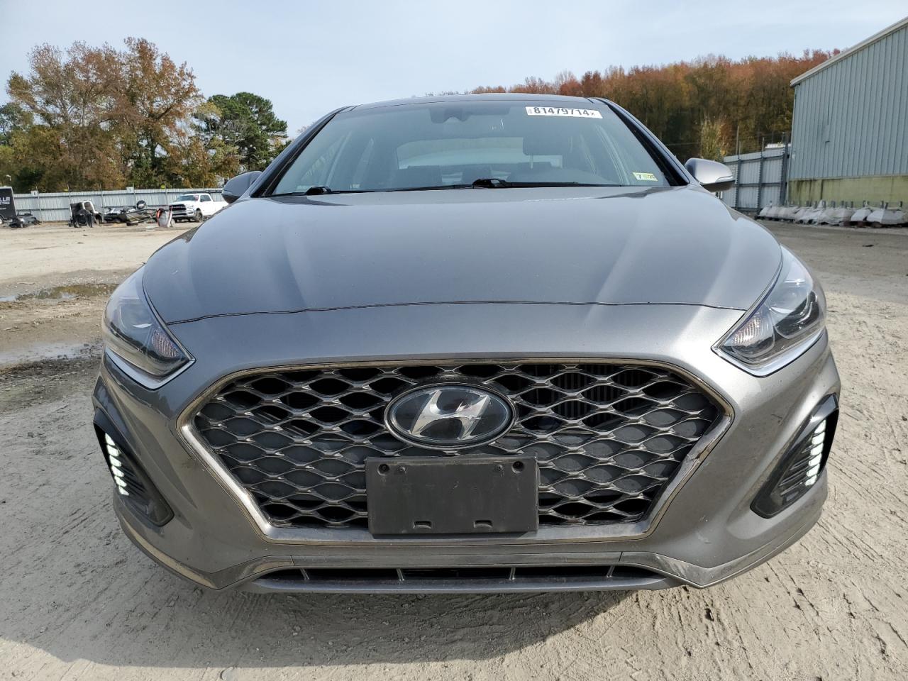 2019 Hyundai Sonata VIN 5NPE34AB6KH746415 Copart auction photo, rear end / minor dent/scratches damage thumbnail 5