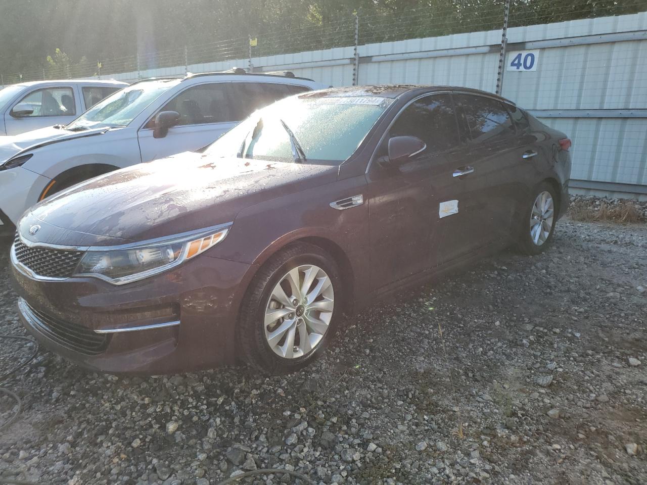 2018 KIA Optima VIN 5XXGU4L3XJG204384