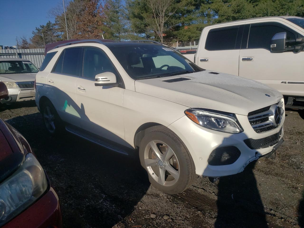 2017 Mercedes-Benz GLE VIN 4JGDA5HB8HA823018 Copart auction photo, front end damage thumbnail 4